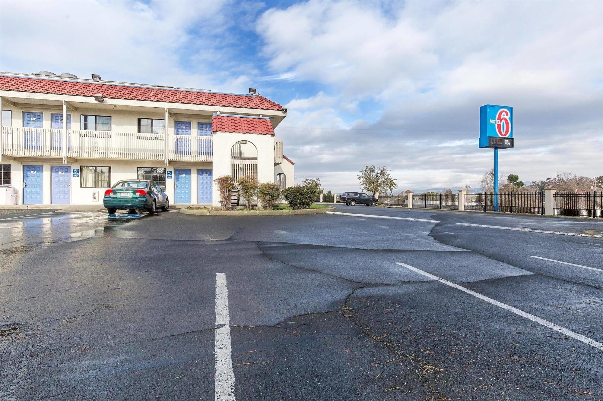 Motel 6 Vallejo - Maritime North Exterior foto